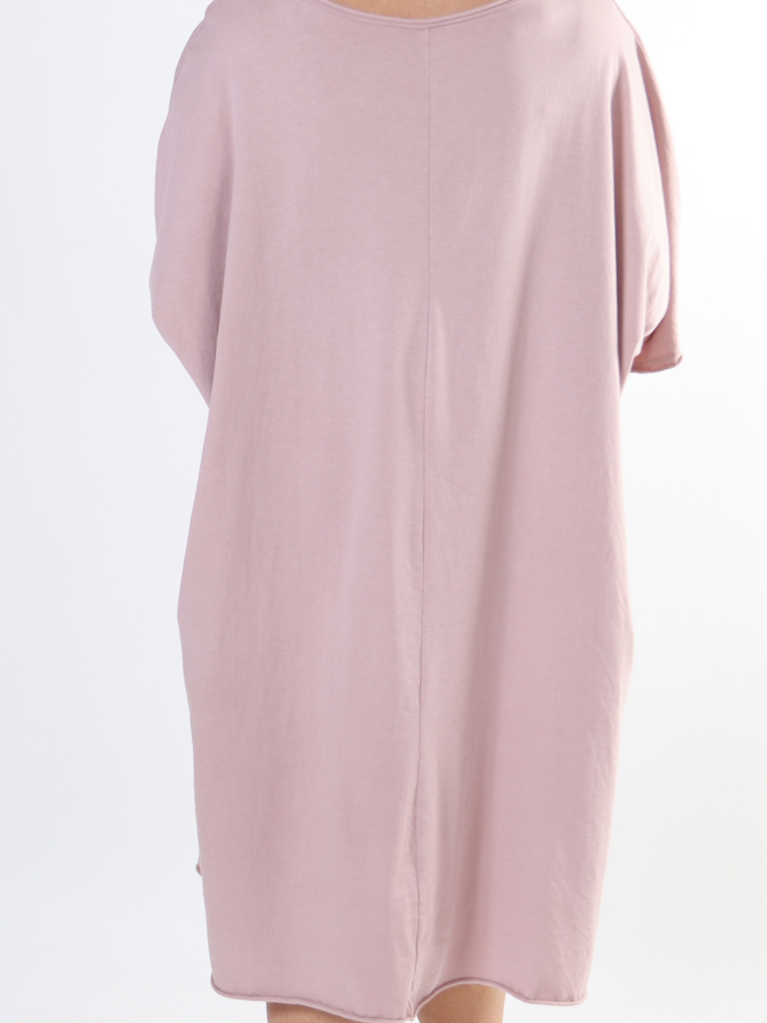 Shila - T-shirtklänning i bomull med paljetthjärta i plusstorlek